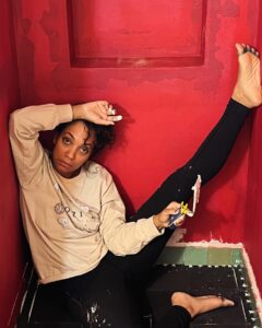Actress Lyndie Greenwood HD Instagram Photos and Wallpapers March 2024