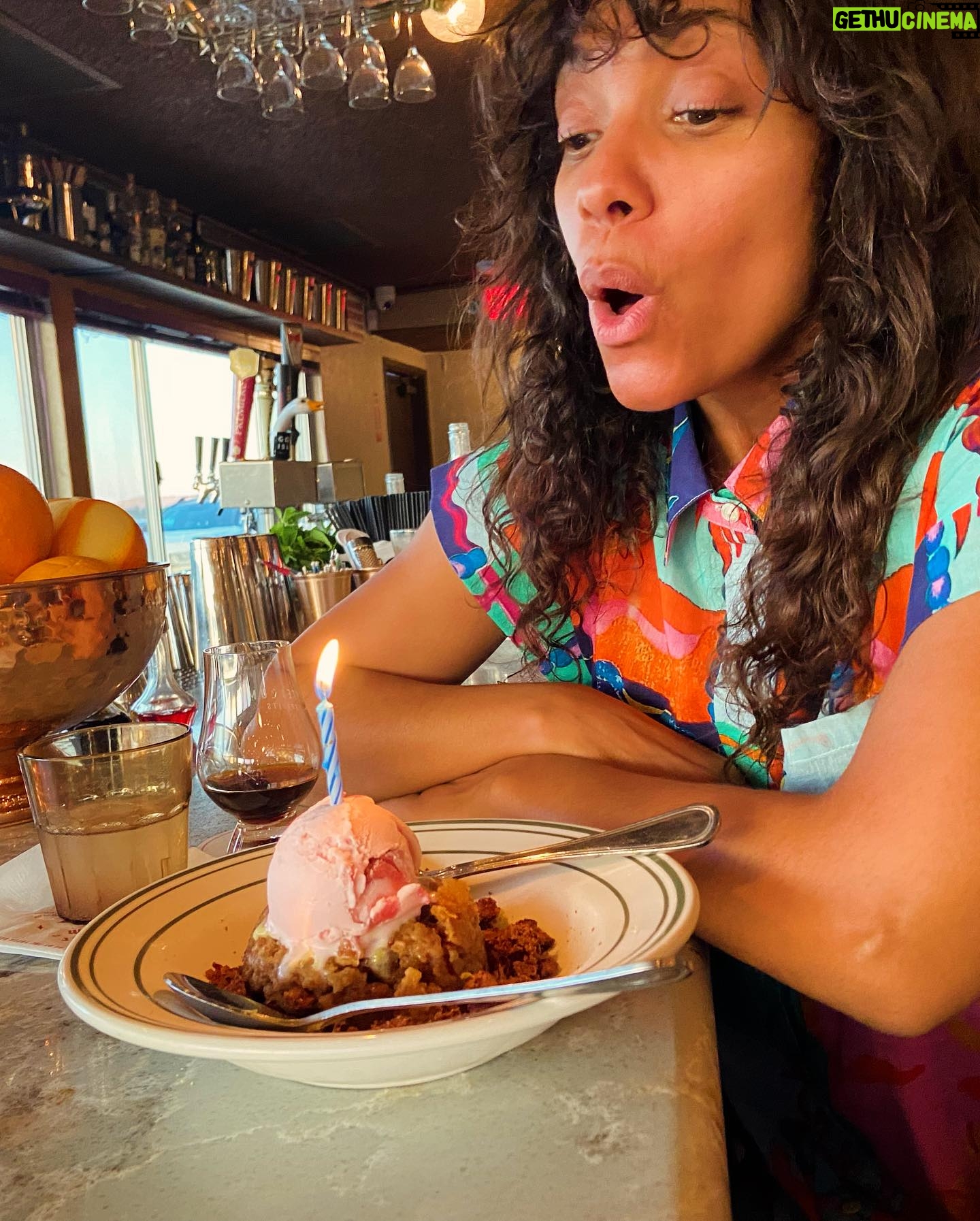 Lyndie Greenwood - 3 Likes - Thank you for the birthday love and wishes!!
I spent the day doing silly things that make me happy. Don’t underestimate the power of silliness!! It is medicine.
1) wrote a song
2) made sun tea from Desert Willow flowers
3) did some painting
4) ate some delicious food
5) ate more delicious food w my pal @aelaineo
6) I don’t know how to paint, but 41 year old me doesn’t care a lick
7) danced in my birthday suit
Love y’all. Xox
#birthday #junebaby #gemini #birthdaysuit