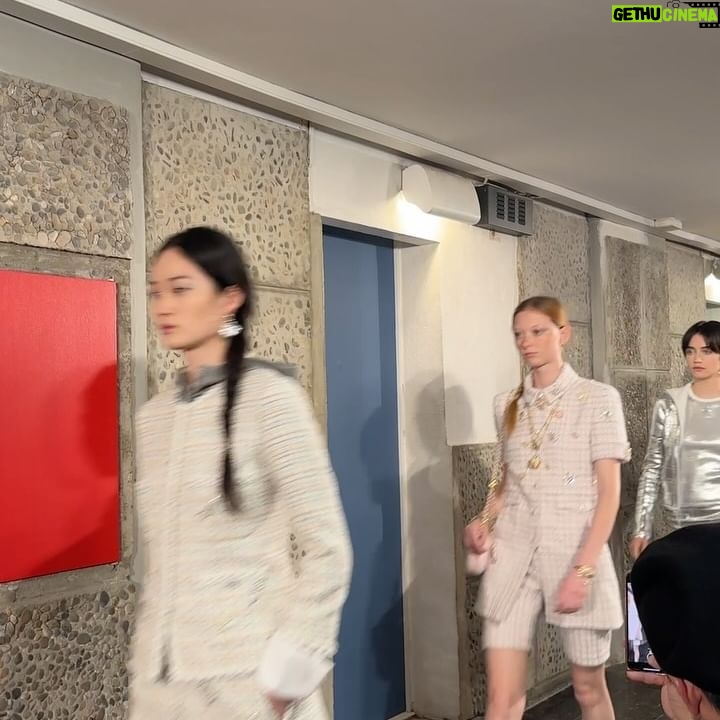 Lynn Lim - 3 Likes - Diverse shapes and vibrant colours, rich and intricate. Just like the dynamic spirit of Marseille.
@chanelofficial #CHANELCruise #CHANELShow