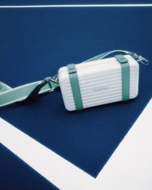 Lynn Lim Instagram - Minty adventure with @rimowa 

Featuring the new essential colours- personal crossbody in mint.

@absolutemana #RIMOWAMY #RIMOWAESSENTIAL