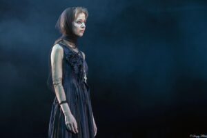 Lyubov Konstantinova Instagram - Приходите завтра, 6го ноября в театр им. Гоголя на спектакль «Гроза. Искушение.» Я буду очень рада видеть вас и провести вместе вечер! Завтра будем летать!🕊️