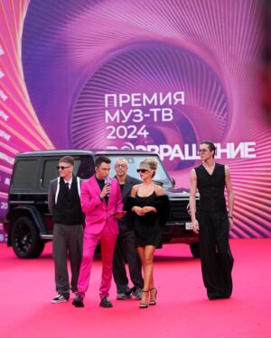 Lyudmila Chebotina Instagram - -U are gangsters? 
-No.
We are Russians😎
#премиямузтв2024