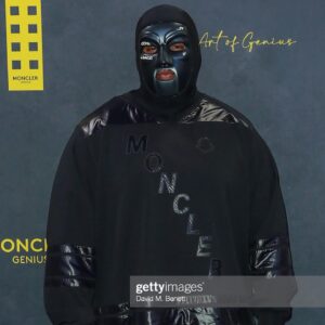 M Huncho Instagram - Art of genius.
Stepped out for @moncler 📍
