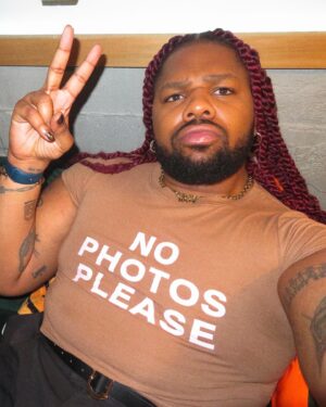 MNEK Instagram - life’s what you make it!!!!! so let’s make it rawk!!!!!