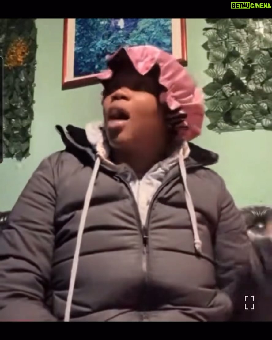 MNEK - 3 Likes - 2024 is here babesssss