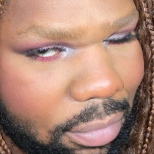 MNEK Instagram - happy holidays everybody 🩷❄️