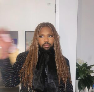 MNEK Instagram - i just got off an arena tour around the UK with these amazing people! it was so fun to sing again!! @petetongofficial @julesbuckleymusic @ibiza.classics  I can’t express how full I feel after performing with you guys ❤️❤️❤️ @shezaronly @brendanreillyofficial @vulavox you guys are the best ✨ and my fellow guest vocalists @jemcooke @jazzyofficial__ @johnmartinofficial  you all killed it!

& special thanks to my amazing team @shanicenadine @chry5ta1 @stevie.gatez @moomalproartist @jadefordlondon @nathangoodinghair for getting me together! A great way to end the year ❤️
