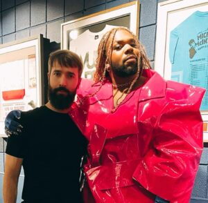 MNEK Instagram - i just got off an arena tour around the UK with these amazing people! it was so fun to sing again!! @petetongofficial @julesbuckleymusic @ibiza.classics  I can’t express how full I feel after performing with you guys ❤️❤️❤️ @shezaronly @brendanreillyofficial @vulavox you guys are the best ✨ and my fellow guest vocalists @jemcooke @jazzyofficial__ @johnmartinofficial  you all killed it!

& special thanks to my amazing team @shanicenadine @chry5ta1 @stevie.gatez @moomalproartist @jadefordlondon @nathangoodinghair for getting me together! A great way to end the year ❤️