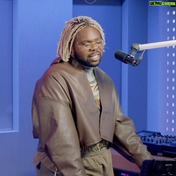 MNEK - 3 Likes - i can’t even tell you how nice it was to reconnect with @leighannepinnock for the new episode of #ProudRadio @applemusic ❤️ we chat her new music, the twins, remixes, Mariah, and so much more - check out the full episode in my bio now !