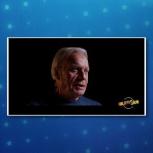 Maccio Capatonda Instagram - Un nuovo documentario biografico, era esattamente quello che ci serviva! #GialappaShow

CREDITS:

Cast:
Valerio Desirò
Angela Favella
Giovanni Ruzzi
Alda Spandre
Luigi Cesolini
Produzione: 
Micidial, house of comedy

Troupe:
Regia Marcello Macchia
Sceneggiatura: Sergio Spaccavento, Andrea Mancini
Organizzazione Riccardo Cozzari
Direttore della Fotografia e Color Correction Tommaso Javidi
Montaggio Yassine Riahi
Fonico di presa diretta Davide Gaudenzi
Costumista Valentina Rossi Mori
Truccatrice Valeria Cipolla
Scenografia Davide Marchi
Aiuto Regia Antonio Coppola
Assistente Operatore Mattia Mingione
Data Manager Elisa D’Angeli
Sound Mixing Yassine Riahi
Ispettrice di Produzione Myriam Lugarà
Operation Manager Daniele Grigolo
Coordinatore di Produzione Carlo Paglia
Assistente di Produzione Alice Morea