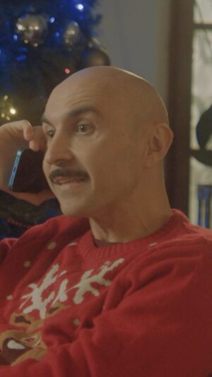 Maccio Capatonda Instagram - Il miglior peggior regalo di Natale. Fai un pacco ai tuoi cari su @micidialshop al link in Bio.