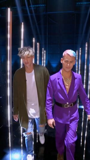 Mackenzie Sol Instagram - A heartbreak no matter what! 💔 @mackenziesol & @ziggykrassenbergofficial compete in a Sing-Off for the last spot on #IDOL!
