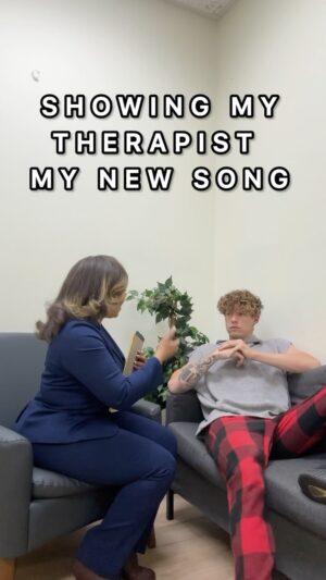 Mackenzie Sol Instagram - “Dropping some truth about my anxiety in this original track. Let’s break the stigma and raise awareness during Mental Health Awareness Month 🎶💪 #AnxietyAnthem #MentalHealthMatters #reels #explore #explorepage #omg #surprise #crazy #anxiety