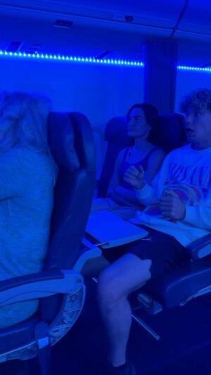 Mackenzie Sol Instagram - Don’t blame me for this 😭 #reels #explore #explorepage #fail #crazy #bruh #airplane #wow