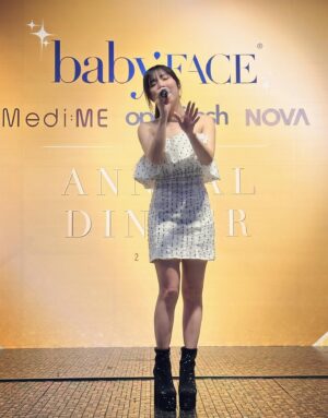 Macy Chan Instagram - Congratulations! 8th Anniversary!
繼續讓大家變美美的！

@medime.hk @babyface0hk @fanyuanyuan_vivian @ericsuen @cha_siuyan @rebecca_zhu @kayeepo #陳美詩