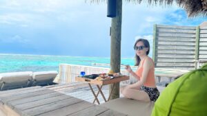 Macy Chan Instagram - Good morning 🌞 

#inroombreakfast 
#travelawesome #maldives #travelholic #indianocean 
#yayoikusama