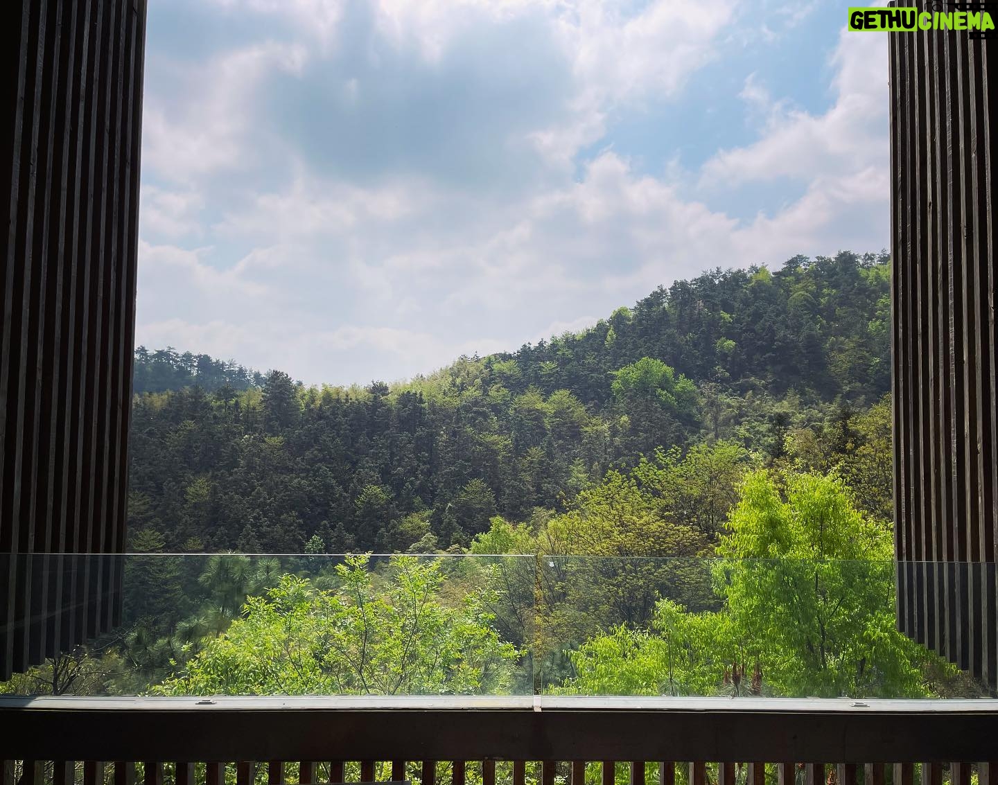 Macy Chan - 443 Likes - A nice trip on the top of the mountain.
#eastertrip
#travelholic
#travelmountain
#mountaintop