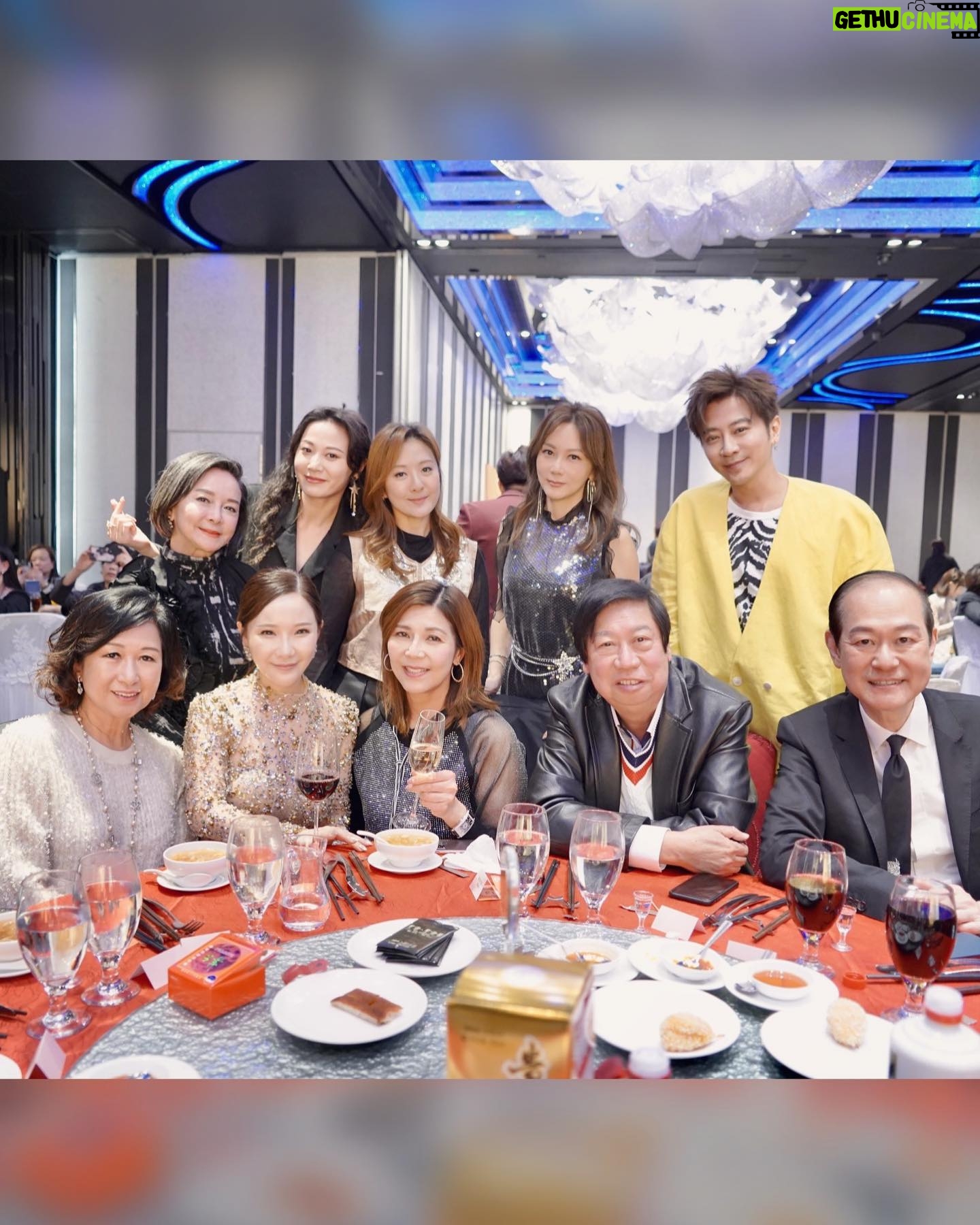 Macy Chan - 437 Likes - Congratulations! 8th Anniversary!
繼續讓大家變美美的!
@medime.hk @babyface0hk @fanyuanyuan_vivian @ericsuen @cha_siuyan @rebecca_zhu @kayeepo #陳美詩