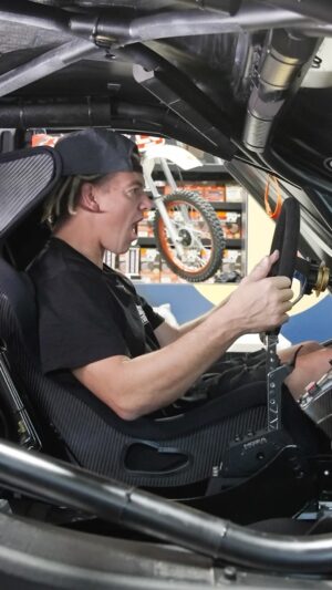 Mad Mike Instagram - Ep2. Dropping 6am this Sunday NZT over on our YT

More madness rotor swapping and transforming our Mclaren into the ultimate entertainer 🤘🏽

#MADMAC #RotaryMclaren #RotangKlan