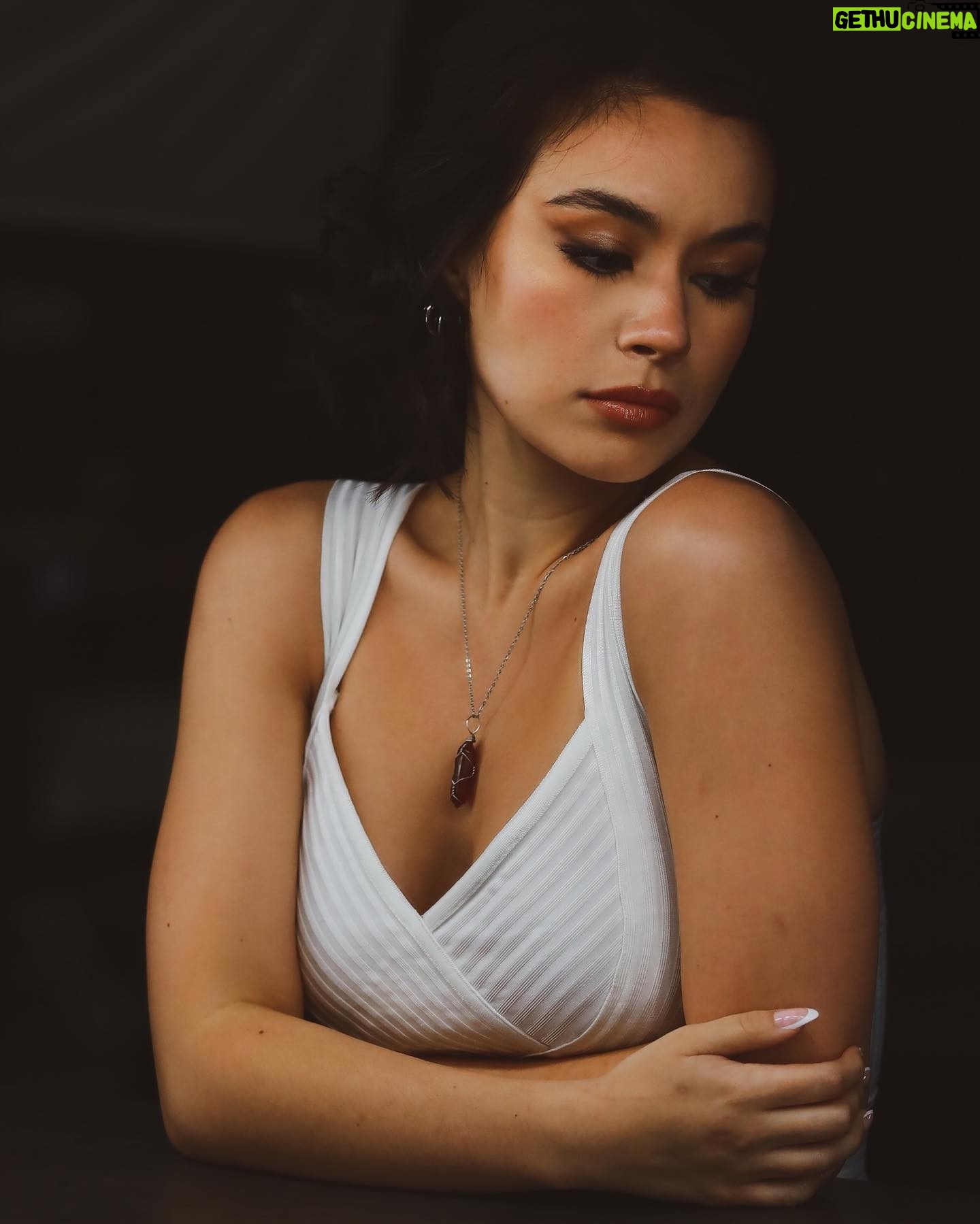 Madalyn Horcher - 1.3K Likes - “The course of true love never did run smooth.”