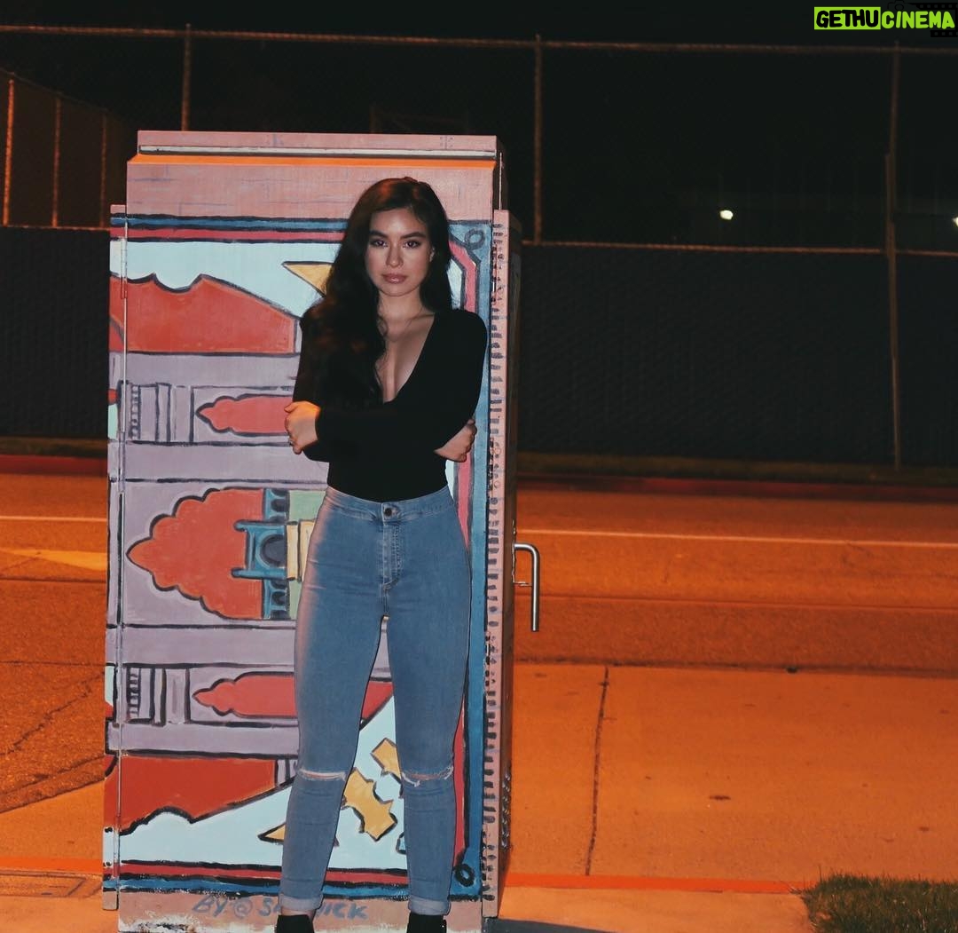 Madalyn Horcher - 752 Likes - 🌙 LA Nights 🌙