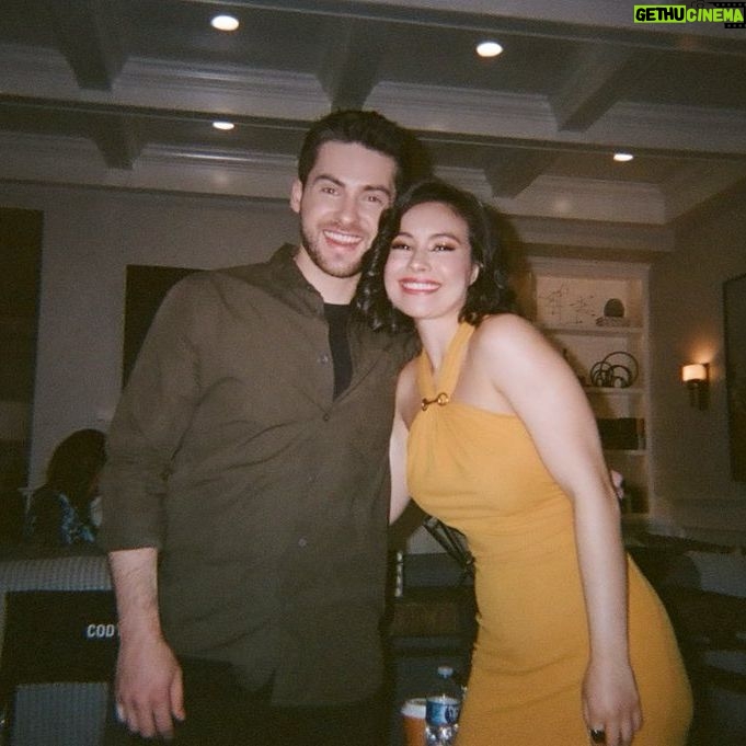 Madalyn Horcher - 680 Likes - Disposables babyyy
PC: @miyaghorcher