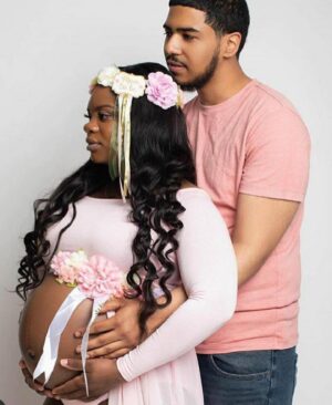 Madeline Weinstein Instagram - Hey friends, this is a photo of Sha-Asia Washington and her partner Juwan Lopez. The second photo is of their baby Khloe. Last week Sha-Asia died at Woodhull Med Center in Bed-Stuy Bk during an emergency c-section. I knew that the maternal mortality rate was higher for Black women in the US than for white women, but not that it’s roughly 3 times as high nationally, and 12 times as high in NYC. Medical racism is horrifyingly real, with deadly results, and I am so sad for all the Black women (and Black people who don’t identify as women) in this country and my life who have gone through scary birthing experiences in which they felt unheard or dismissed, or who want to have children but don’t feel supported by this country’s medical system. I wish there was a way to link it here, but if you search “fundraiser for Juwan Lopez” and “require NY hospitals to publish data on pregnancy outcomes” you’ll find respectively a fundraiser for Juwan (and baby Khloe), and a petition to demand more transparency from NYC hospitals so families can make more informed decisions when choosing where to give birth, and so hospitals with high rates of maternal mortality and complications (esp. for Black women) can be held accountable. Other orgs to DONATE to: @blackmamasmatter and @villagebirthintl . As always if anyone has any orgs they want me to tag or info to share, please comment. Thank you @hillaar for those recs! #justiceforshaasia #shamonylives #blackdoulasmatter #blackmothersmatter