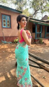 Actress Madhavi Nimkar HD Instagram Photos and Wallpapers June 2024