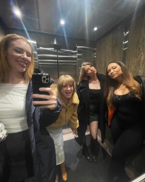 Madisen Beaty Instagram - Man @chasingrabbitsvail last week was the best way to close out ‘23. Thank you for having me! ❄️ 

To my girls: ily & our adventures. 

Last slide is the vibe for ‘24.
