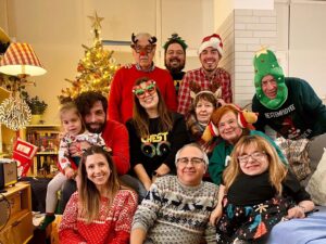 Mafalda Ribeiro Instagram - ✨Postal do (meu) Natal 2023✨
#gotasnocharco #natal2023 #xmaspostcard #gratidao #felizaniversáriojesus #fotodefamilia