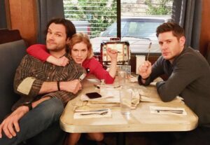 Magda Apanowicz Instagram - ‪Hey, If you like reading words... here’s a fun interview I did for @ChangingChanne1 http://www.changing-channels.com/magda-apanowicz.php #Supernatural #Spn #TheCW