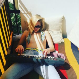 Magdalena Koleśnik Instagram - Country pac pac  #strumieńświadomości  #cockadoodledoodoodledoodoodledoo ⚡️⚡️⚡️⚡️⚡️⚡️⚡️⚡️⚡️⚡️⚡️⚡️⚡️