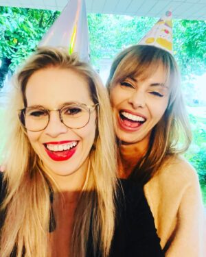 Magdalena Margulewicz Instagram - 45💪💕jestem szczęściarą. Życzę Wam wszystkiego najlepszego. Bądźcie dla siebie czuli i łagodni. Dziekuje wszystkim , których dane mi było spotkać. Jesteście nauczycielami światła. #happybirthday #happyday #happy #💕