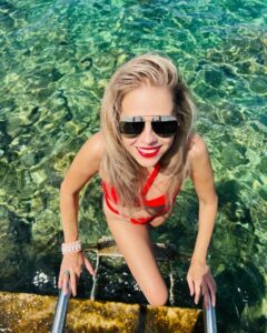 Actress Magdalena Margulewicz HD Instagram Photos and Wallpapers August 2023