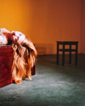 Mageina Tovah Instagram - Still life
.
.
.
#tbt #hair #stilllife