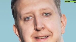 Magnus Devold Instagram - Tenk at noen i det hele tatt er interessert i å ha med dette mennesket på hyttetur
