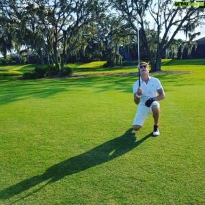 Magnús Scheving Instagram - When golfing is not doing anything for you🤨#sportacusmoves #sportacus #golf