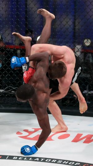Magomed Magomedov Instagram - Who remembers this 𝒆𝒑𝒊𝒄 @Magomedov_Tiger win? 👀

Don’t miss the semi-finals of the #BellatorBWGP!

👊 #Bellator289 | 🗓 Friday, December 9th | 🏟 @MoheganSun