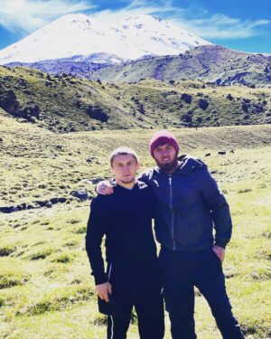 Magomed Magomedov Instagram - Эльбрус решили сегодня не покорять🏔@abdulmazhid_65
