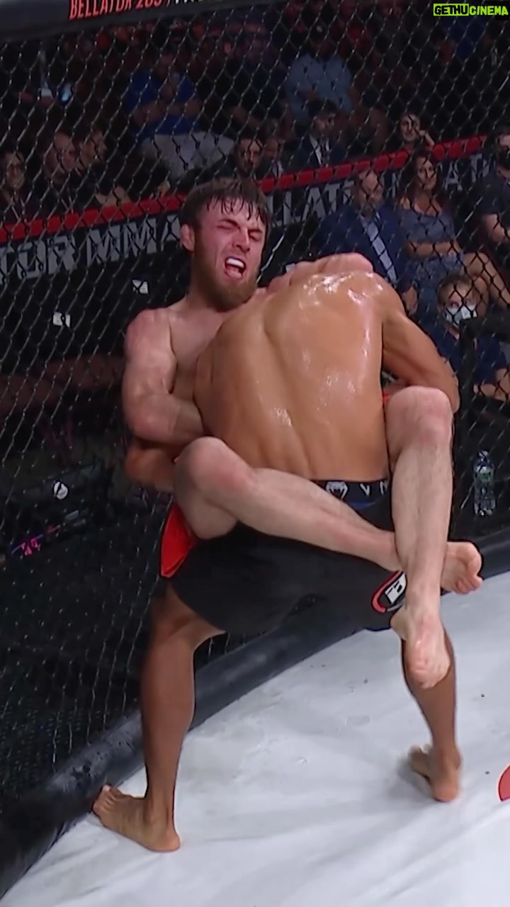 Magomed Magomedov - 13K Likes - A CHANCE AT 𝙍𝙀𝘿𝙀𝙈𝙋𝙏𝙄𝙊𝙉! 🐅
A look back at Magomed Magomedov’s guillotine victory over Enrique Barzola at #Bellator282! 👀
Magomed Magomedov challenges Bellator Bantamweight Champion Patchy Mix in the Co-Main event at #BellatorParis 🔥
#BellatorParis | Fri May 17 | 🎟️ Link in bio