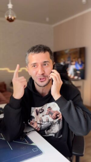 Magomed Murtazaaliev Instagram - Мои друзья ко мне часто обращаются с вопросом поиска работы. Пришлось записать целое видео, чтобы это прекратить. Переходи на hh.ru и ты сможешь быстро решить этот вопрос.

РЕКЛАМА. ООО «ХЭДХАНТЕР», ИНН: 7718620740, erid: 2VtzqvvVPDF
