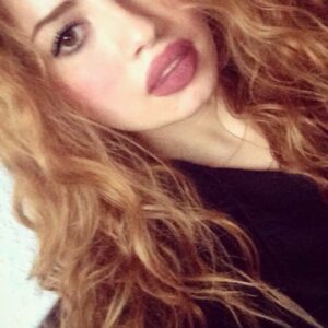 Maha Ammar Instagram - Back to my natural hair💁🏼😌