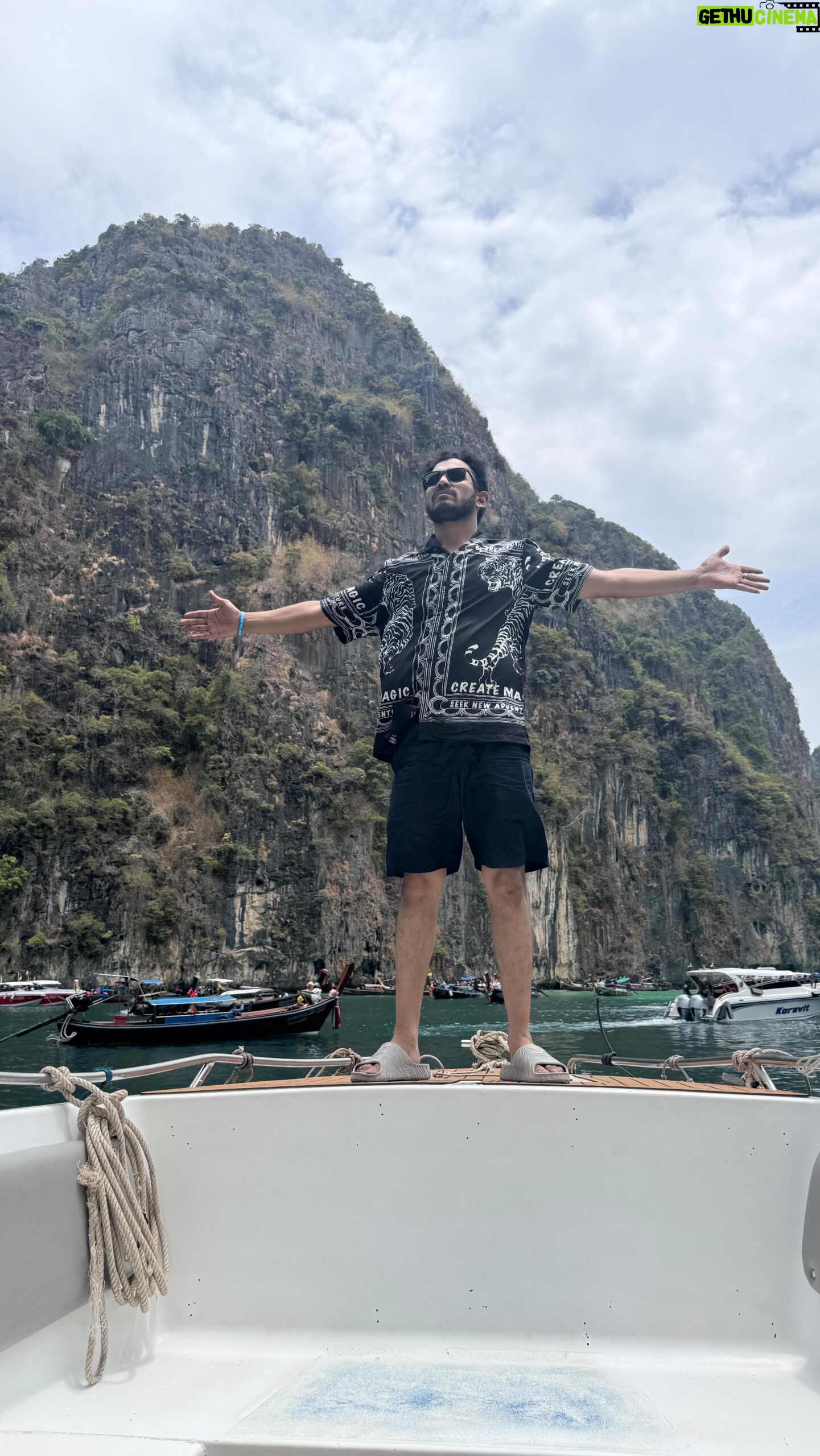Mahesh Subramaniam - 16.1K Likes - Back to #youtube don’t miss out our latest video link in bio
And first comment!
Thank you @yellohworldtour for this amazing Trip!