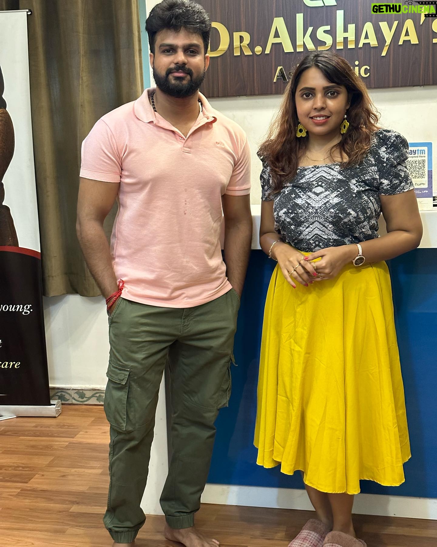 Mahesh Subramaniam - 4.6K Likes - @mahesh.subramaniam_offl at our @dr.akshayas_skinandhairclinic .
Dr. Akshaya Priya - @akipriya91
Founder - Dr.AKSHAYA'S SKIN AND HAIR COSMETIC CLINIC
Facial aesthetician
Cosmetologist
Clinic timings:10AM TO 8PM
For appointments 9445245757
🚩 valsaravakkam,Chennai
ashclinicchennaiashclinicchennai
#chennai'sskinandhairclinic #skinandhairexpert #cosmeticclinicvalsaravakkam #professionalskinclinicchennai #skinexpertchennai #chennai'sbestskinandhaircare
