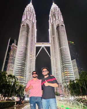 Mahesh Subramaniam Instagram - Twin tower with my twin brother ❤️❤️ #memories #malaysia #klcc #kualalumpur #twintower #trip #funtimes #friendsforever #instagood #instadaily