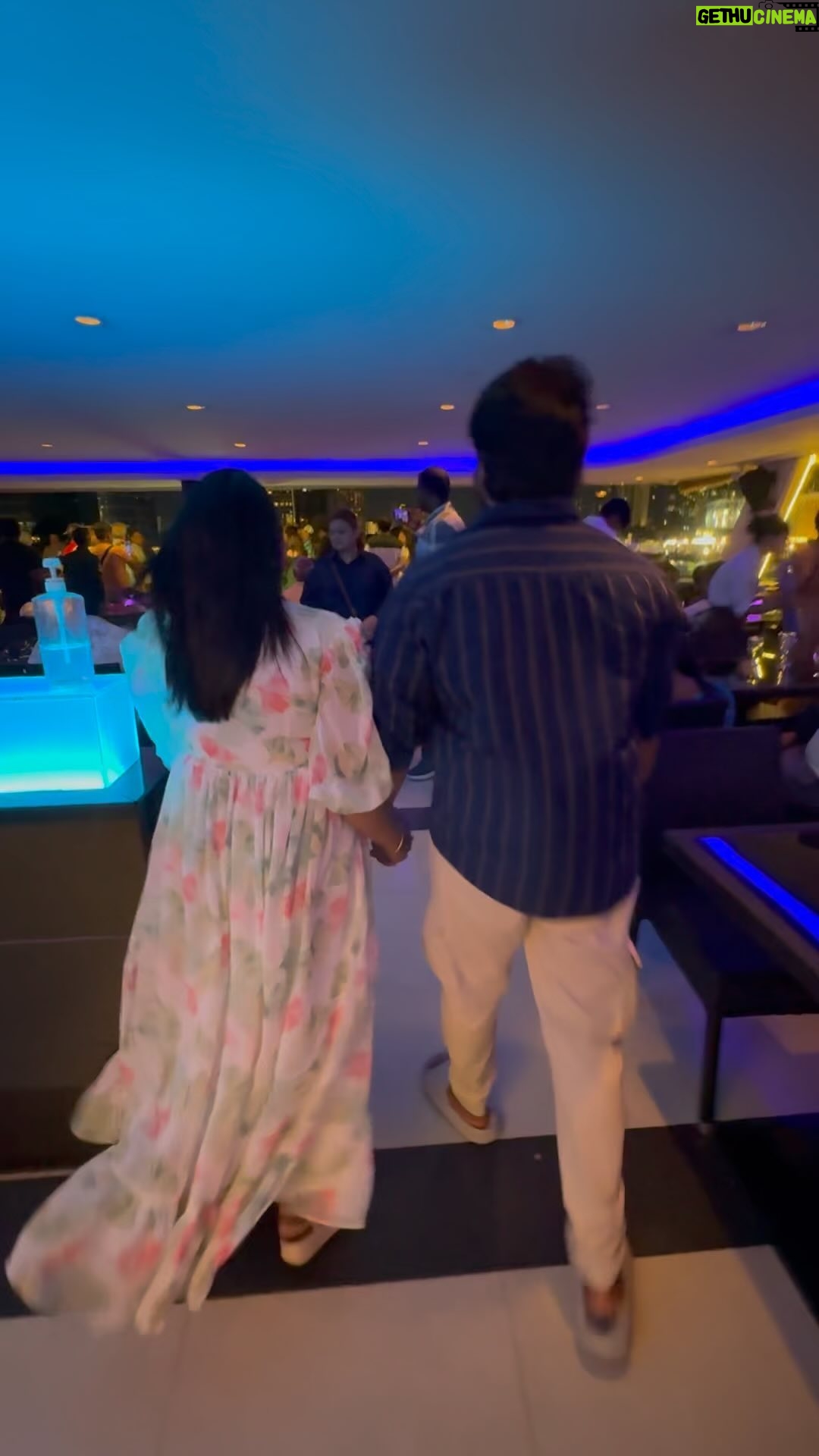Mahesh Subramaniam - 2.9K Likes - Sunshine, sea breeze, and endless horizons 🌞.
🎥 @kuraishi_the_entertainer
#bangkok #cruise #dinner #couple #vacation #thailand #trendingreels #trending #tamil