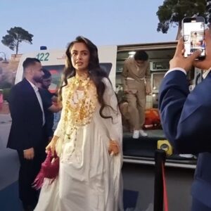 Mahir Hasan Instagram - نمایشمان دەستیپێکرد و چاوەڕێتان دەبین لە سینەماکانی کوردستان

ئەمڕۆ، ئەکتەرانی فیلمی خۆشەویستی لە سەردەمی کۆرۆنا لە سیتی سینەمای شاری سلێمانی دەبن.