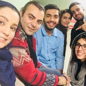 Mahsa Hashemi Instagram - و این هم پایان سریال سلام آقای مدیر
مرسی از اینکه سی شب با نگاه های مهربونتون مارو همراهی کردین..♥️🙏🏻
@alirezatavana 
@arefnamvar
@roozbehhesari 
@arsalanghasemi1995 
@salarbababiglo 
@mehdi.sohrabi9819 
@parvin_moghaddamzadeh 
@atabaknaderi49 
@hashembafghi 
@farzin_mohades 
@sadegh_molaei 
@elnazkouti
@mehdi_abdoli_7

#mahsahashemi#mahsa_hashemi
‎#مهسا_هاشمی#مهساهاشمی