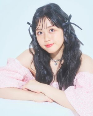 Mai Takeuchi Instagram - …

お誕生日おめでとうメッセージ
たくさんいただきました〜🫶🎀
ありがとうございます🥲♡

本当に幸せ〜💭

と思ってたのですが
誕生日当日39.5度の熱で
ダウンしたので全然外出てないです🙋‍♀️

お祝いとかそういうの
当たり前じゃないと思うんですけど
ケーキ食べたいです（笑）

でも昨日あたりから復活して
家でお仕事してます🏋️
元々ない体力更に減りました🏋️

そんなわけで
本当はアップしたかった写真たちを📷
更新していきますね〜🎀

camera📷 @heron214 
hairmake💄 @megumo_hairmake 
Looooove🩷
