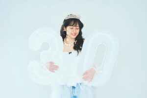 Mai Takeuchi Instagram - Happy Birthday🎀

わたし‼️
30歳になりました〜👏

思い描いていた30歳とは程遠いんだけど

私なりに少しずつ大人になってるよ👶🏻
これからもまいぺーすに生きていこう✌️

悪いことは全て置いて、
良いものだけ30歳に持っていく🎀

こんな30歳になりたい✨
と少しでも誰かの背中を押せる存在になれるよう
またスタートしていきたいな🎵

♡ ••┈┈┈┈┈┈┈┈•• ♡

camera @heron214 
hair make @megumo_hairmake 

天才のお二人に感謝📸💄
ゆいたん、めぐもっちありがとう🩷